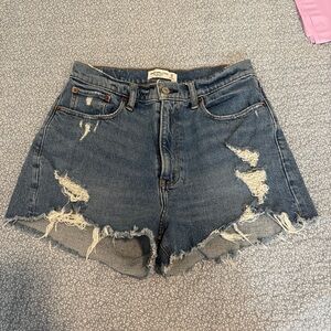 Abercrombie & Fitch Curve Love High rise mom shorts